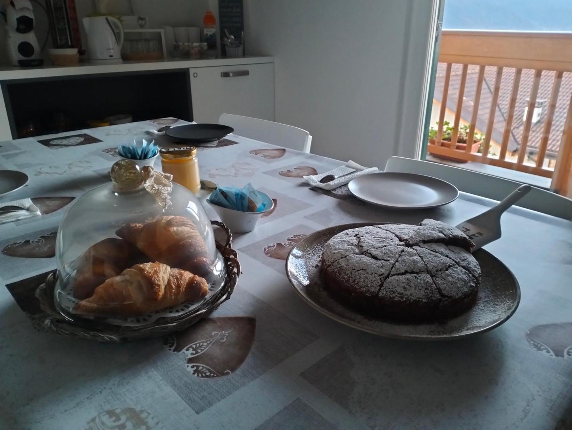 B&B Elise Castel Ivano 外观 照片